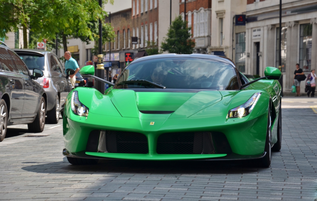 laferrari (1)