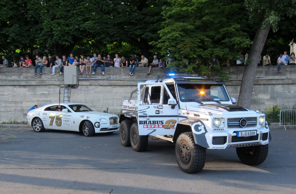 mercedes-benz-brabus-g-63-amg-6x6 (4)