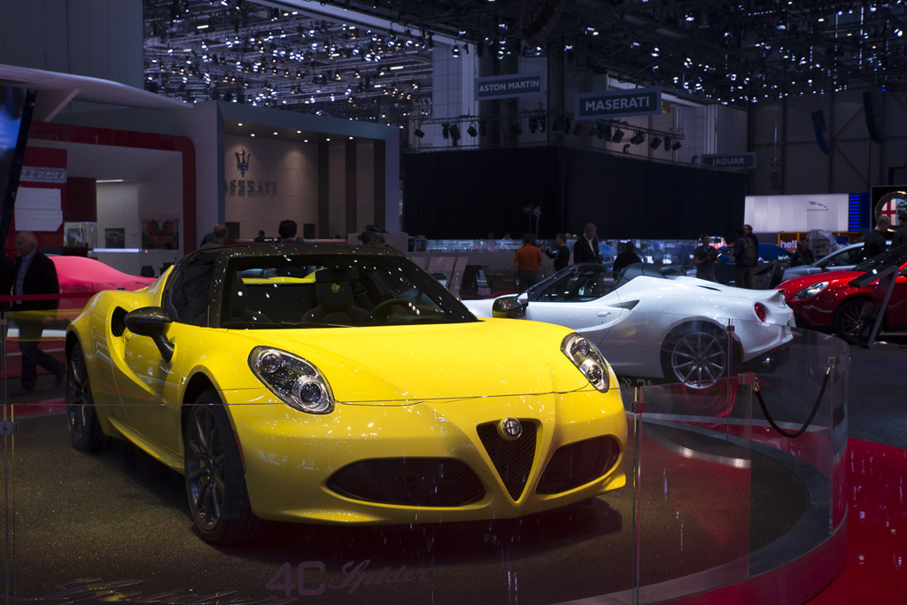 Alfa Romeo 4C Spider (1)