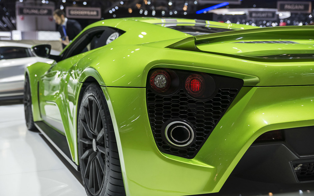 Zenvo ST1  (5)