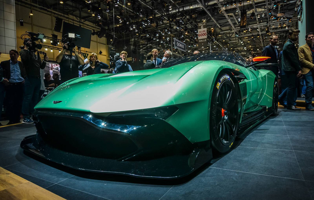 aston-martin-vulcan (1)