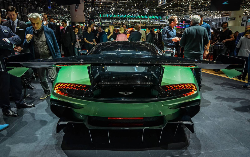 aston-martin-vulcan (99)