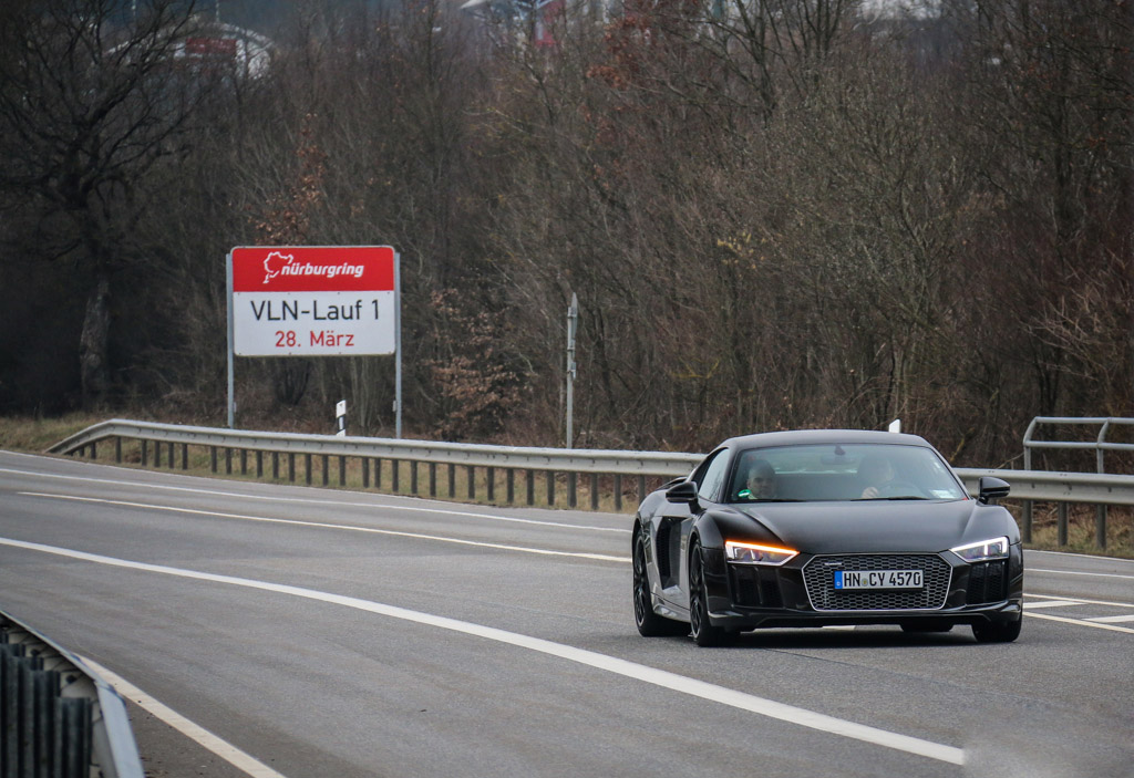 audi-r8 (2)