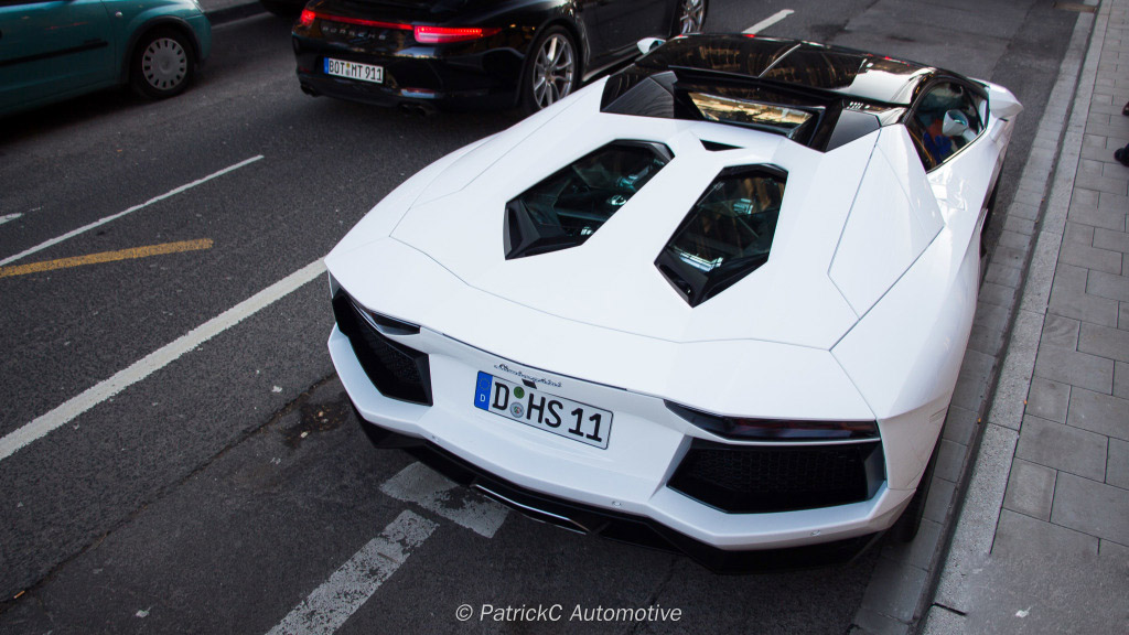 aventador-lp700-4-roadster (97)