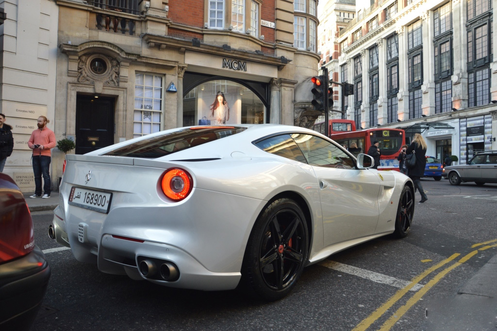 f12berlinetta (10)