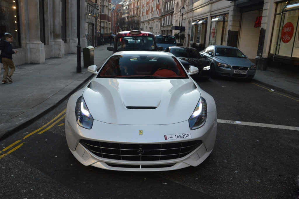 f12berlinetta (2)