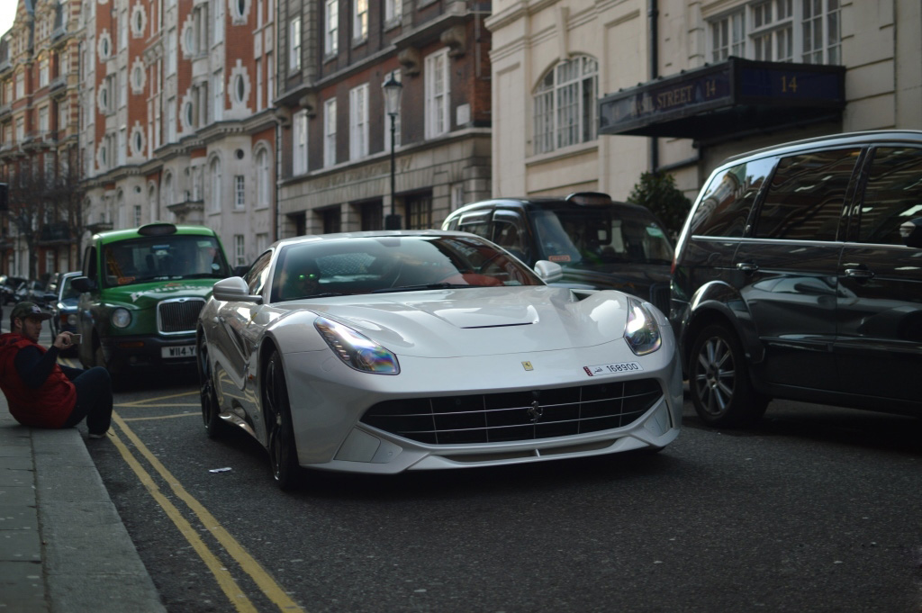 f12berlinetta (9)