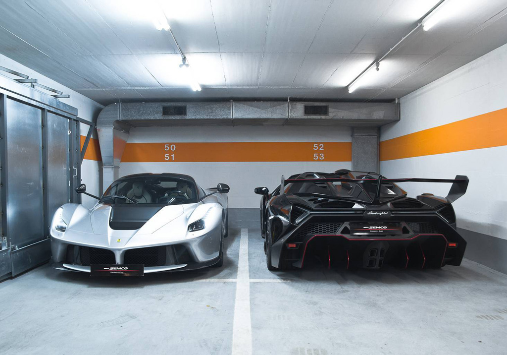 laferrari-and-veneno (18)