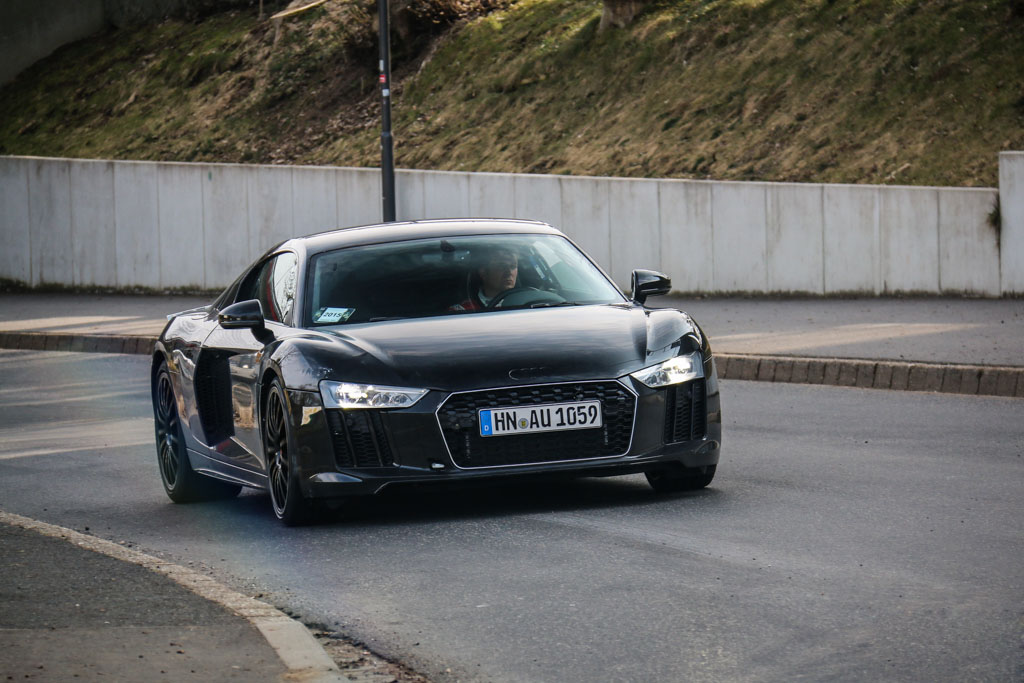 r8 (1)