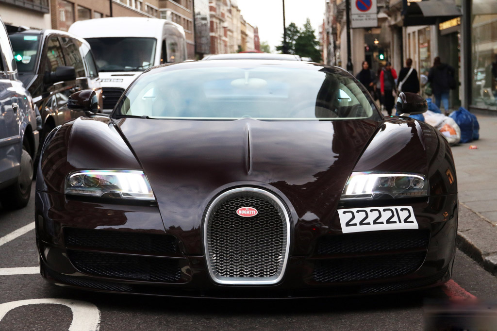 bugatti-veyron (0)