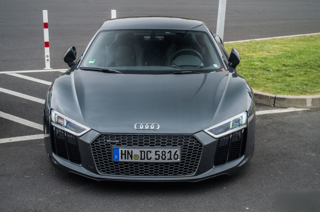 audi-r8-v10-plus (1)