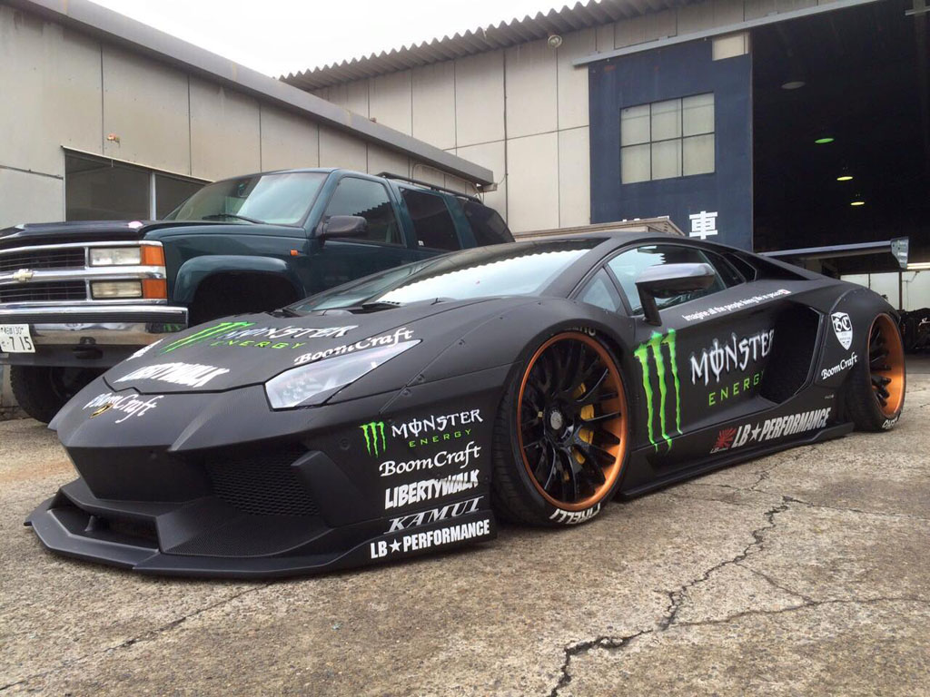 aventador-with-monster-livery (2)