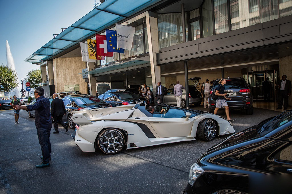 veneno-roadster (6)