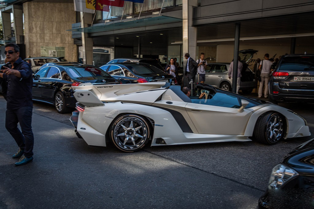 veneno-roadster (8)