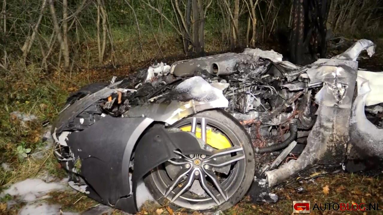 ferrari-ff-crash-1