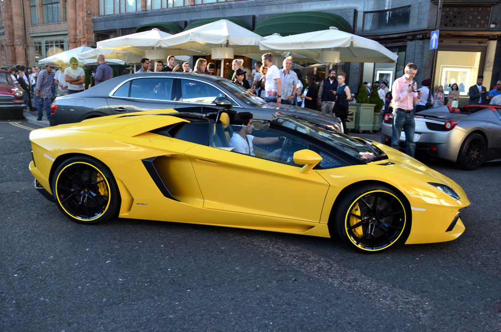 aventador-lp700-4-roadster (2)