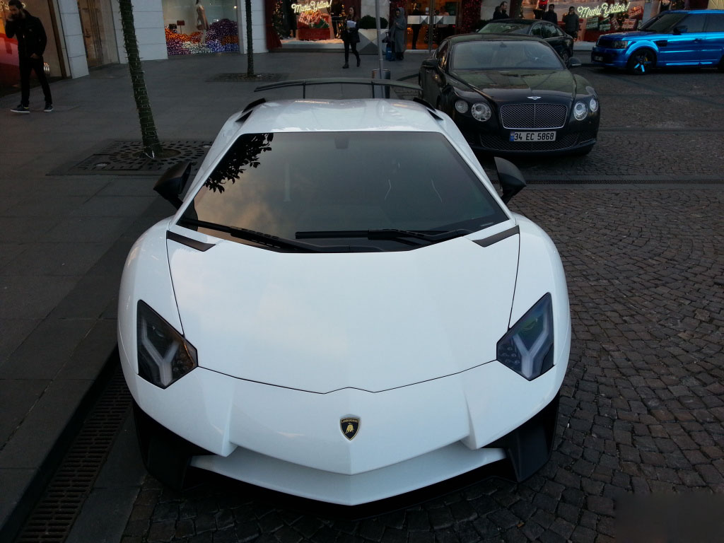 lamborghini-aventador-lp750-4-superveloce (0)