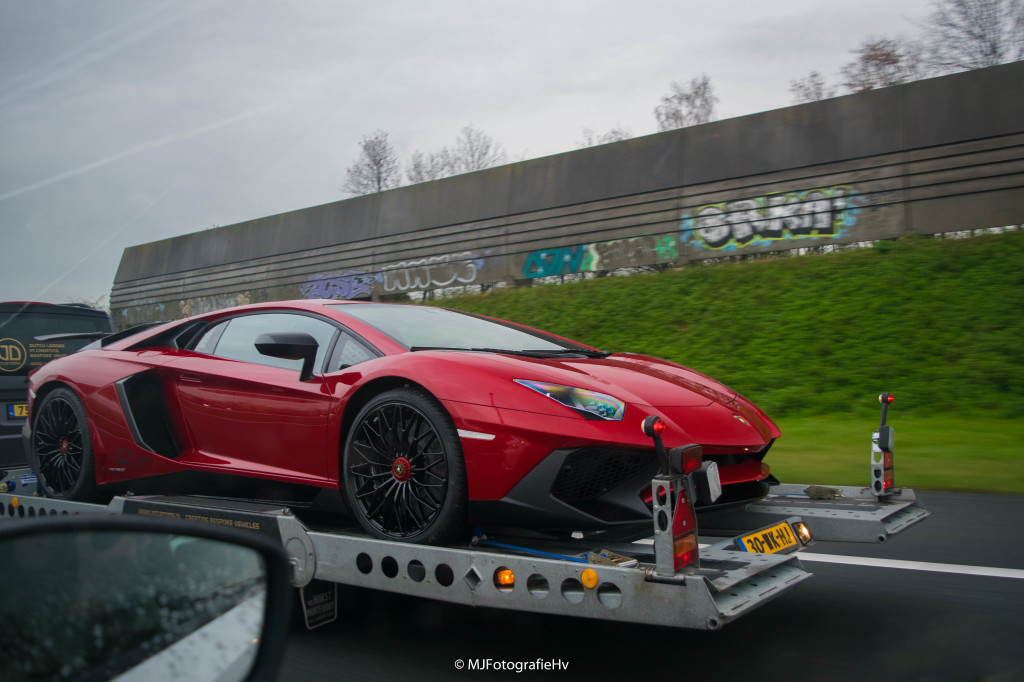 lamborghini-aventador-lp750-4-superveloce (2)