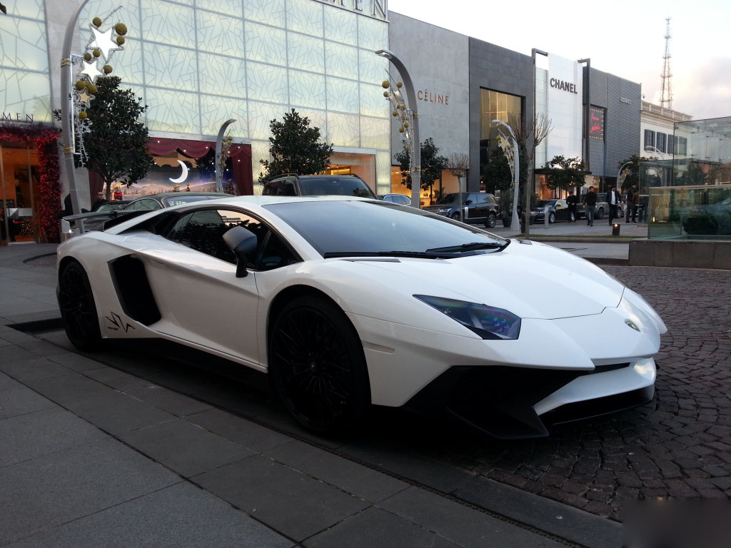 lamborghini-aventador-lp750-4-superveloce (4)