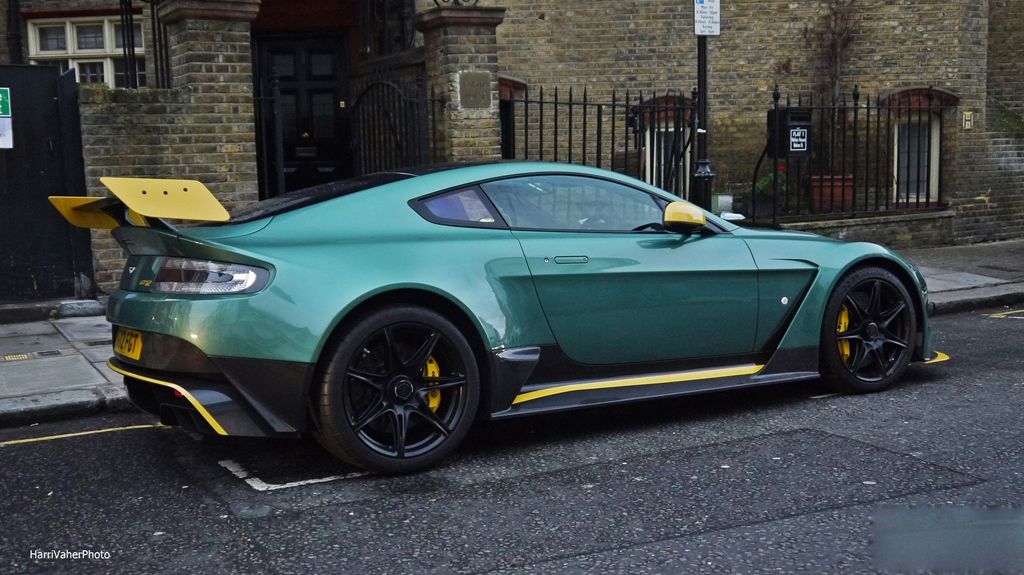 aston-martin-vantage-gt12 (10)