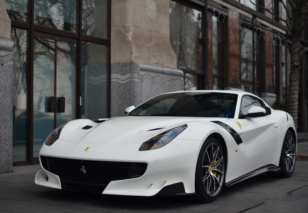 ferrari-f12tdf (4)