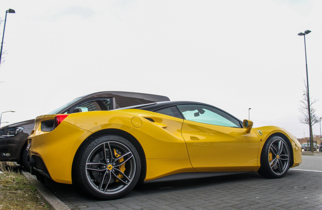 ferrari-488-gtb (3)