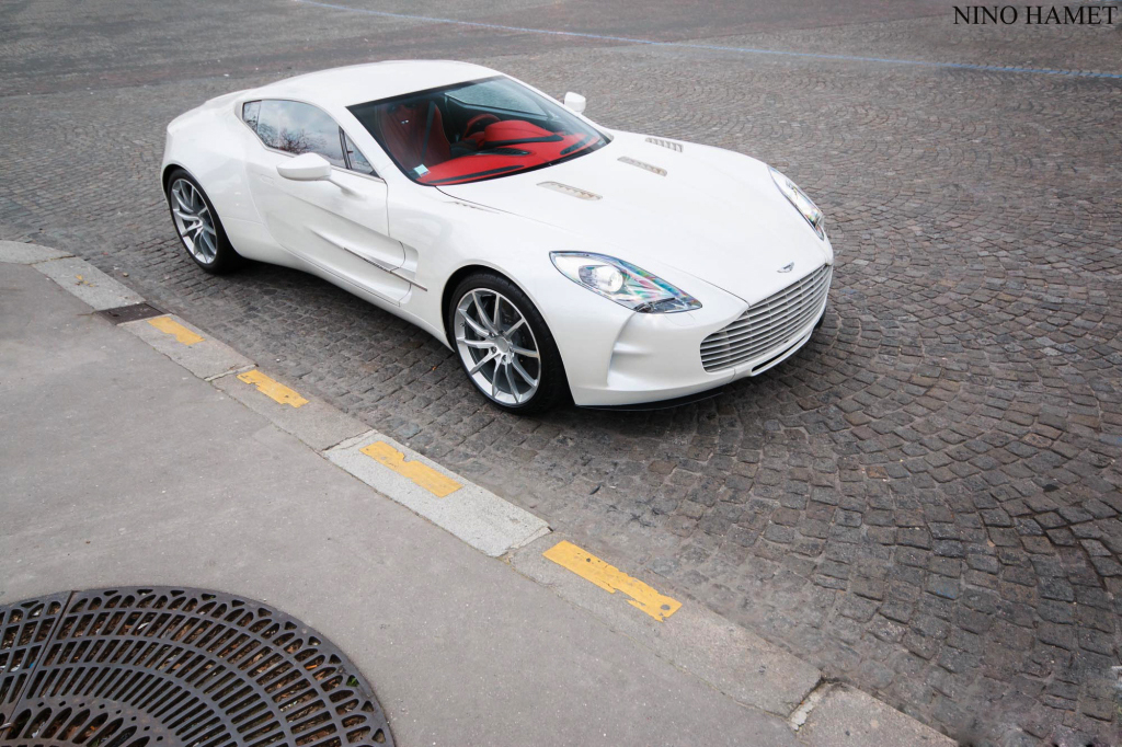 aston-martin-one-77 (4)