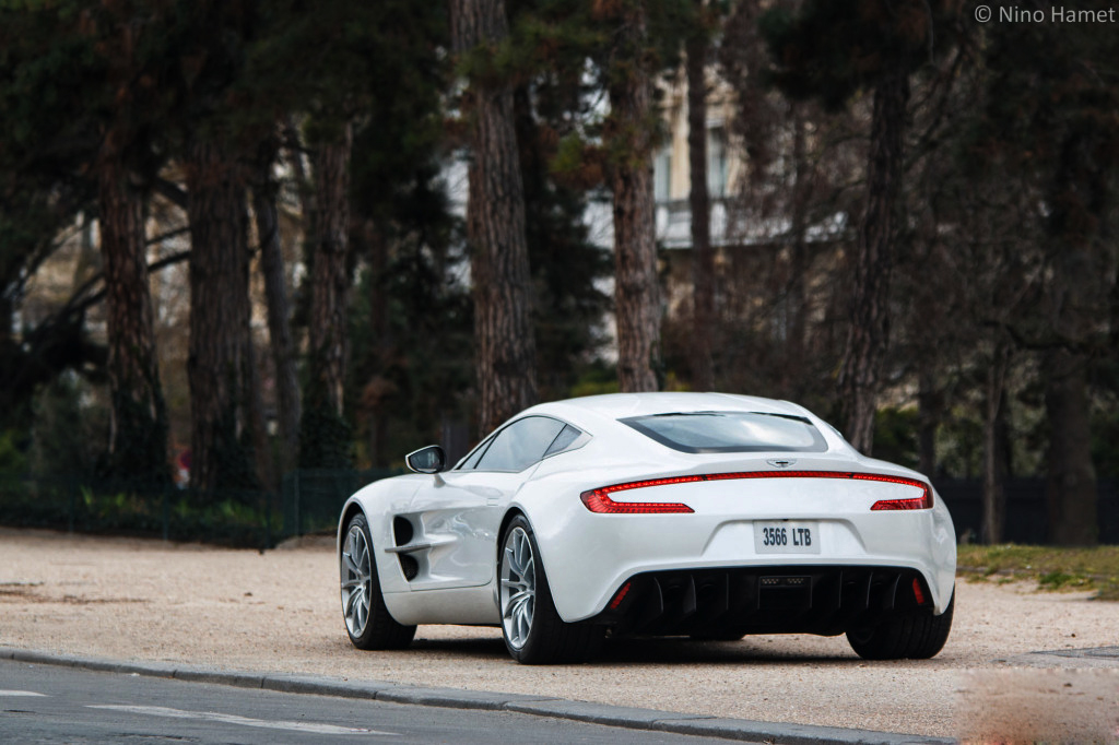 aston-martin-one-77 (96)